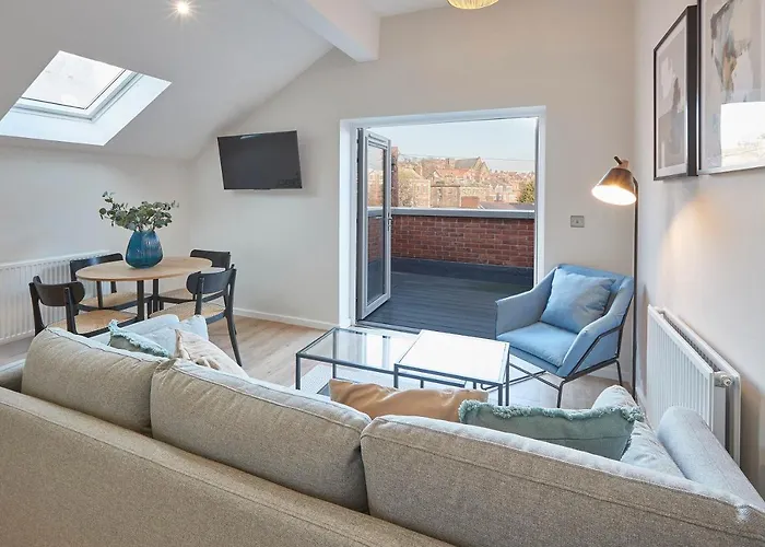 Host & - Skyline Apartamento